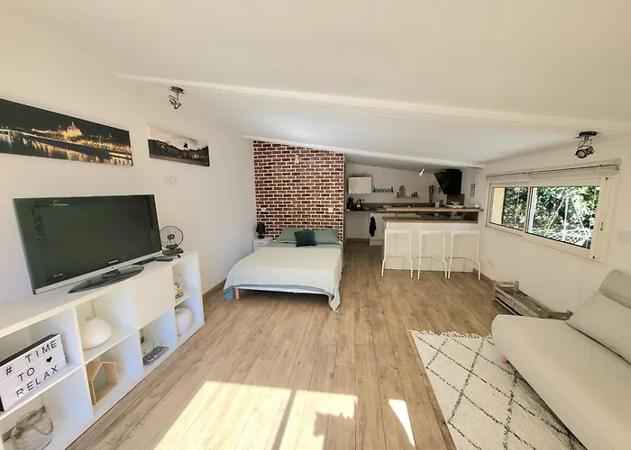 Maison Studio Dans Havre De Paix A 10 Minutes D\'Avignon
